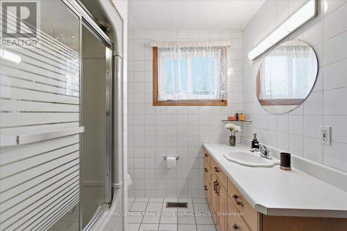143 County Rd 28 Road, Prince Edward County, Ontario  K8N 4Z7 - Photo 21 - X13725326