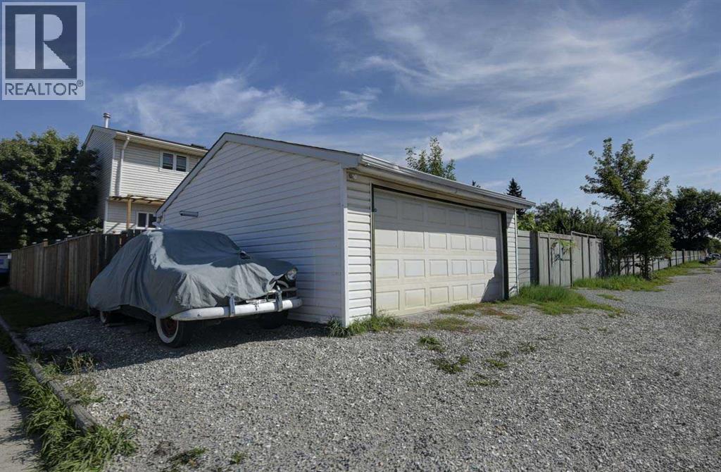 44 Falwood Crescent NE, Calgary, Alberta  T3J 1E3 - Photo 39 - A2338230