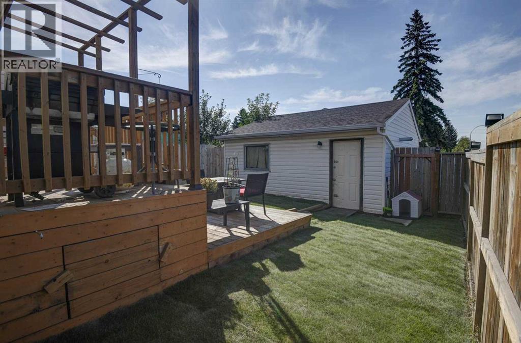 44 Falwood Crescent NE, Calgary, Alberta  T3J 1E3 - Photo 37 - A2338230