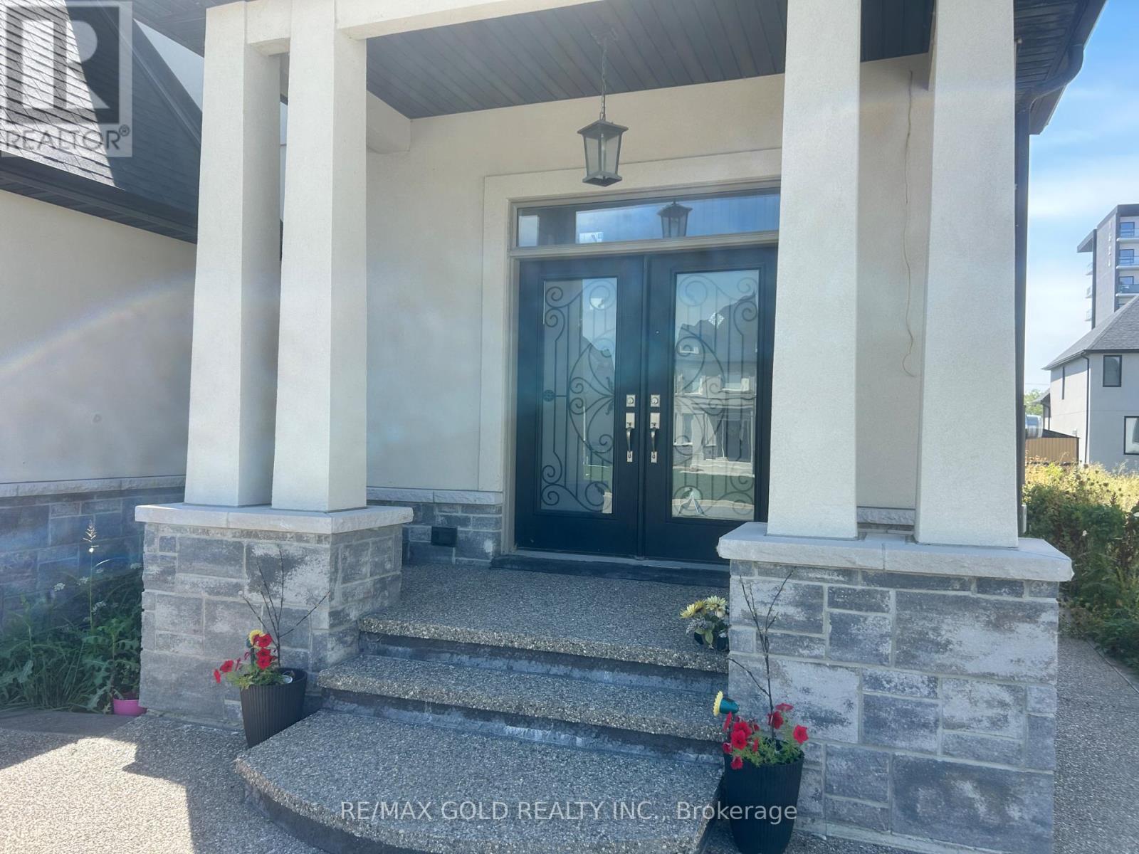 1643 Virtue Lane, Windsor, Ontario  N8S 0A9 - Photo 3 - X13685024