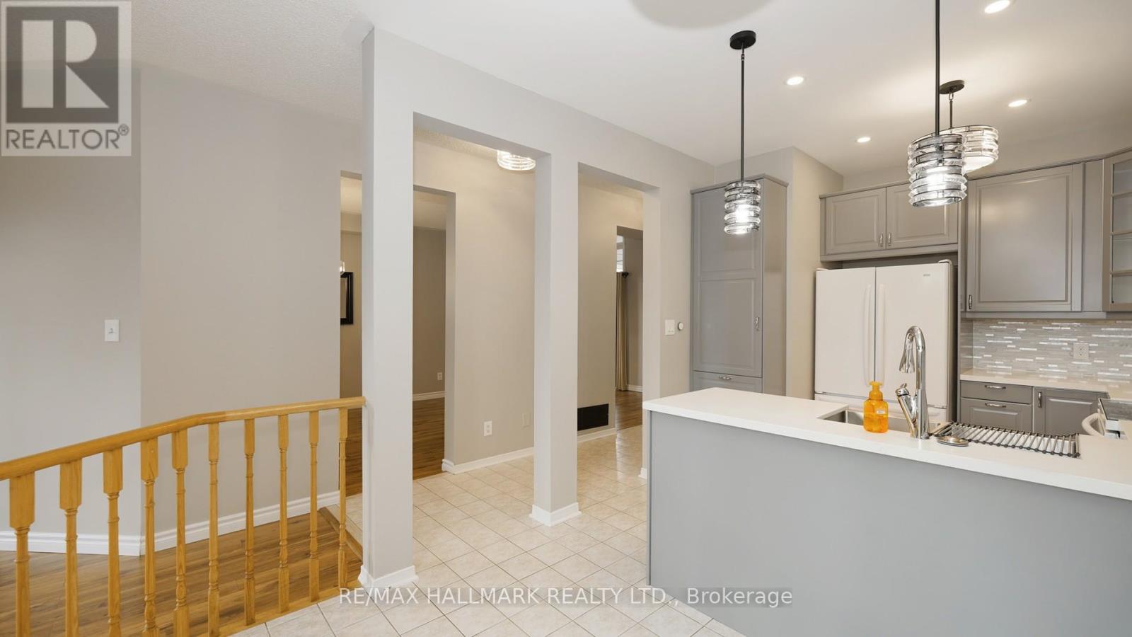1035 Beatrice Street E, Oshawa, Ontario  L1K 2L3 - Photo 19 - E13725372