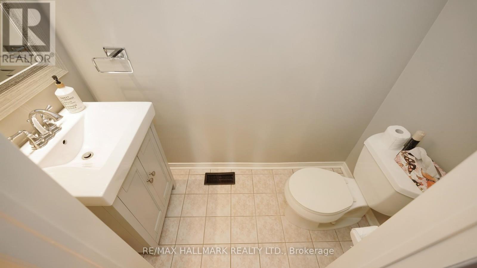 1035 Beatrice Street E, Oshawa, Ontario  L1K 2L3 - Photo 20 - E13725372