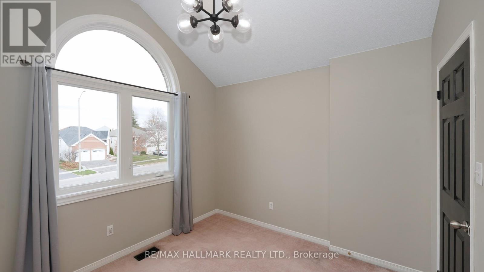 1035 Beatrice Street E, Oshawa, Ontario  L1K 2L3 - Photo 30 - E13725372