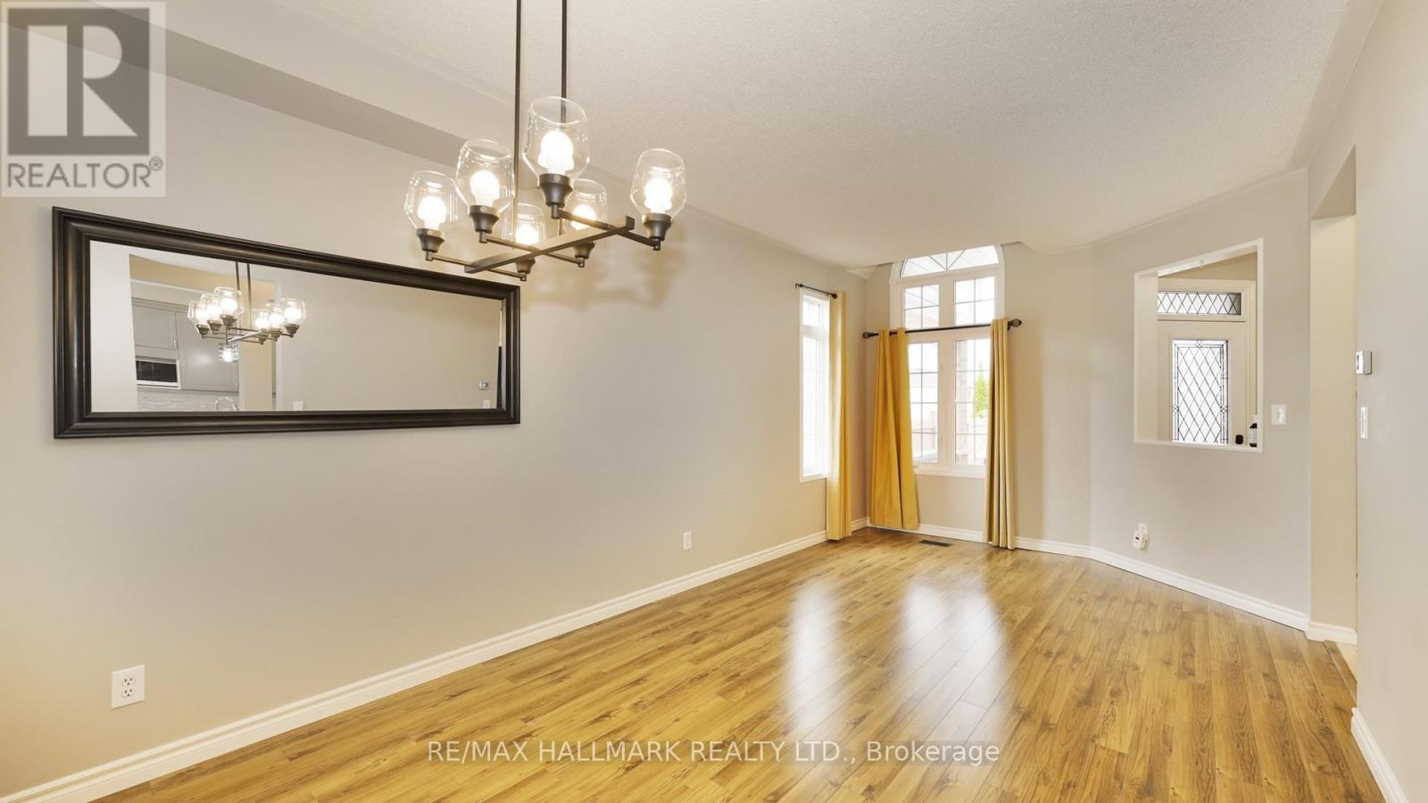 1035 Beatrice Street E, Oshawa, Ontario  L1K 2L3 - Photo 5 - E13725372