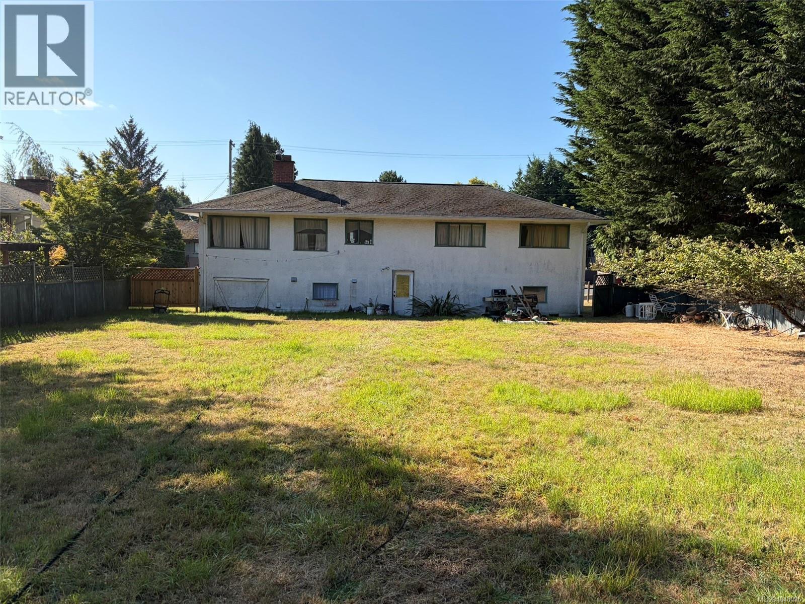 1622 Richardson St, Victoria, British Columbia  V8S 1R4 - Photo 11 - 1048096