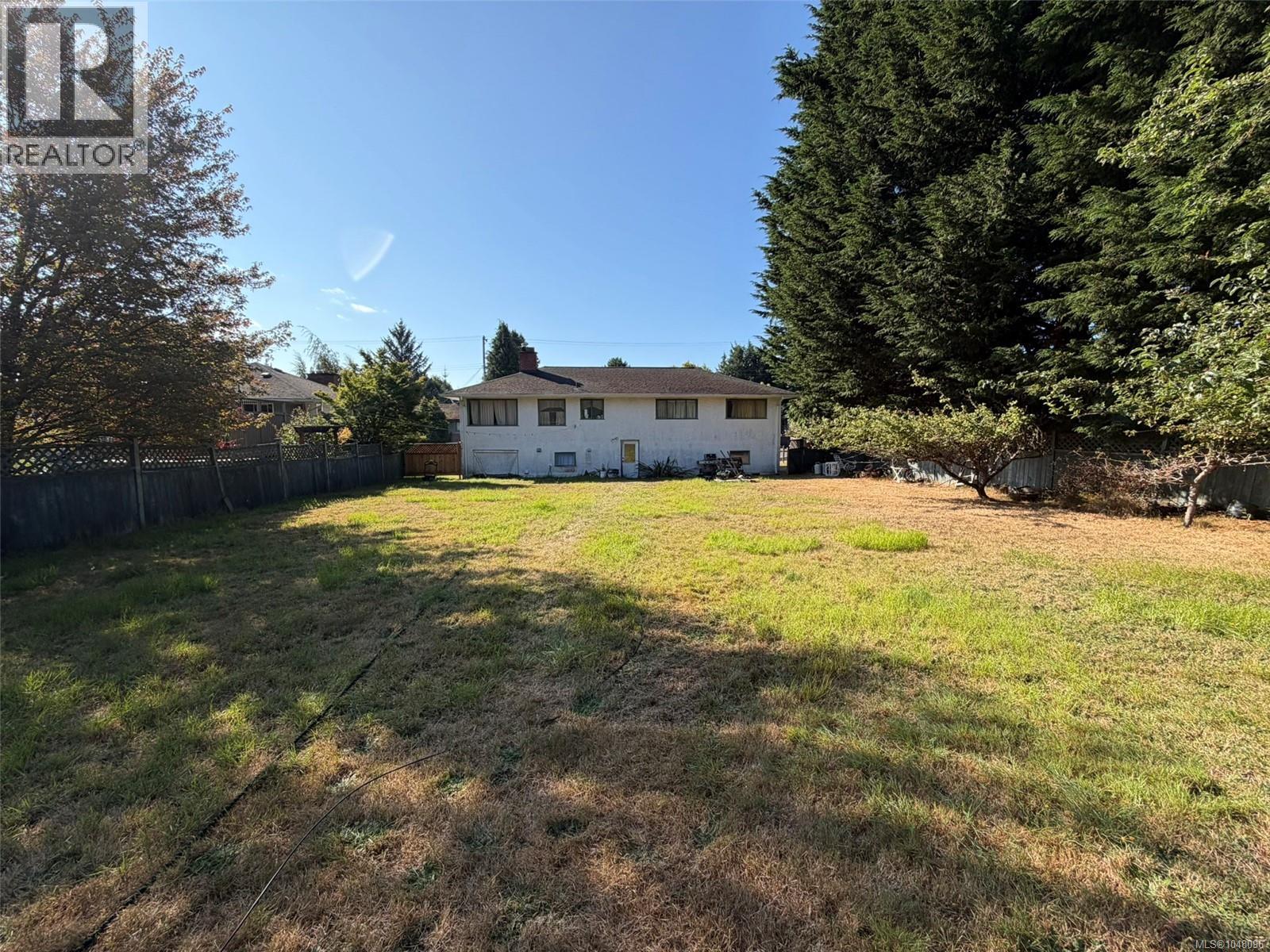 1622 Richardson St, Victoria, British Columbia  V8S 1R4 - Photo 12 - 1048096