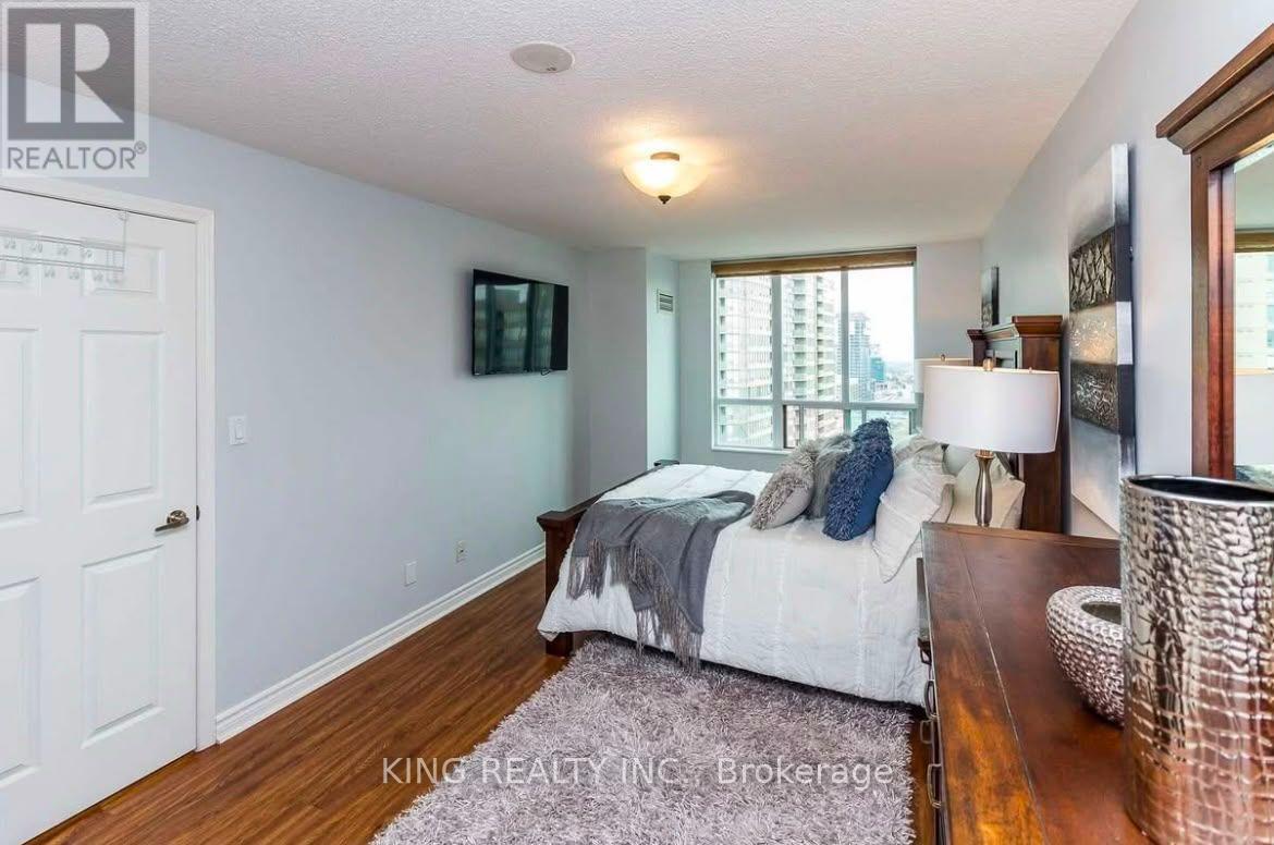 1908 - 335 Rathburn Road W, Mississauga, Ontario  L5B 0C8 - Photo 11 - W13725370