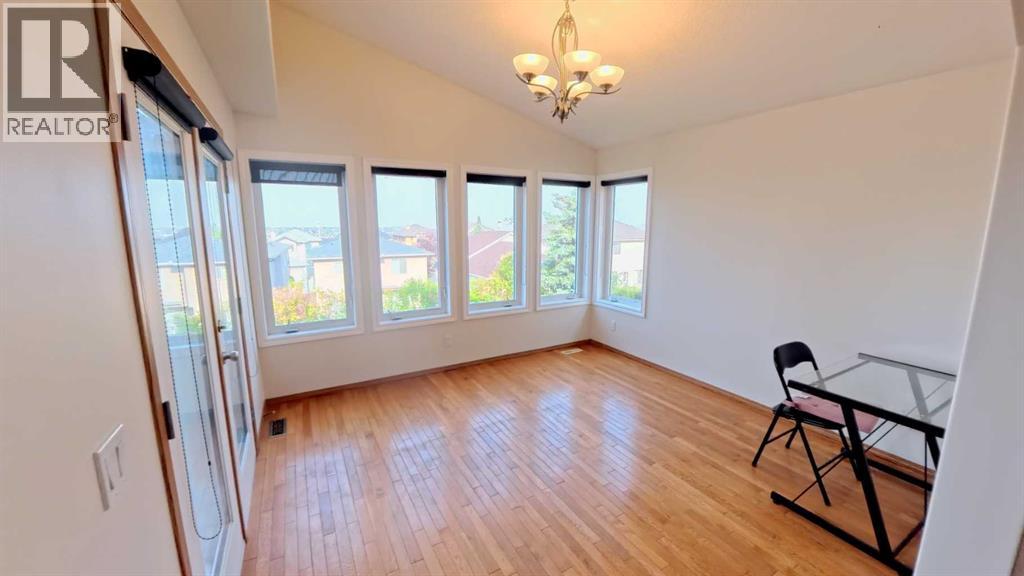 210 Panamount Hill NW, Calgary, Alberta  T3K 5P5 - Photo 12 - A2330714