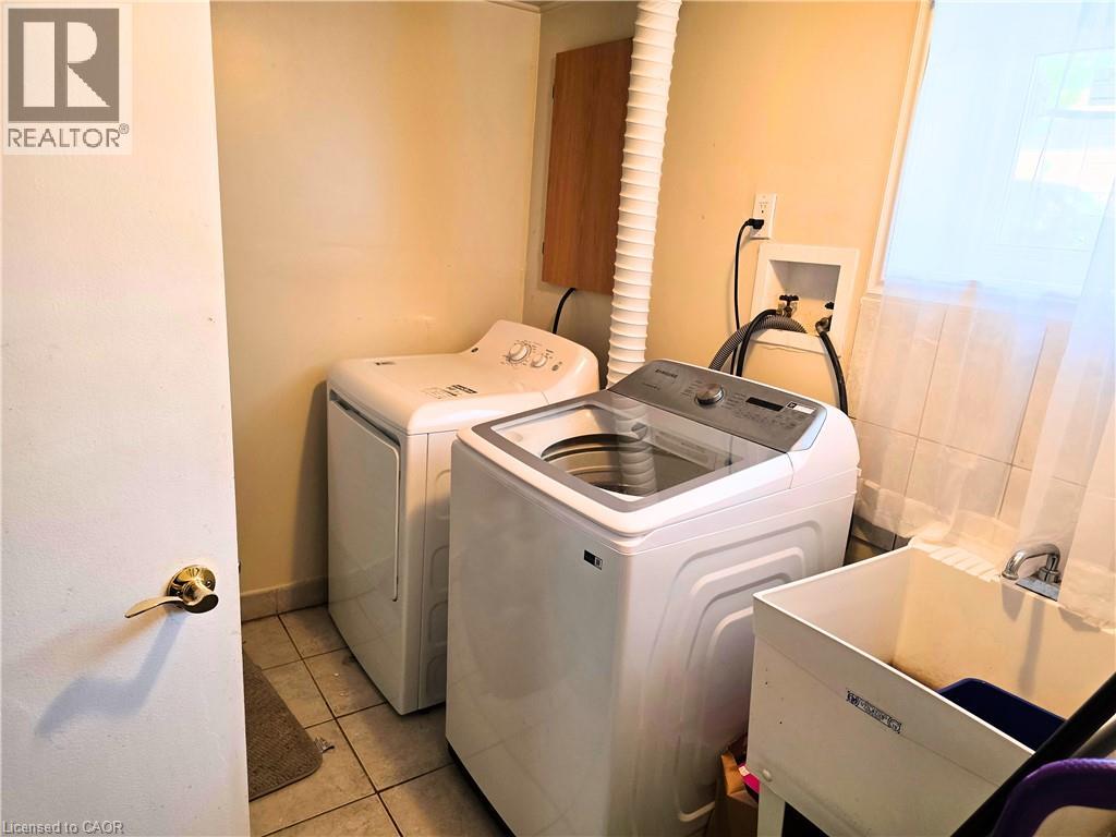 353 East 21st Street, Hamilton, Ontario  L8V 2V1 - Photo 20 - 40852791