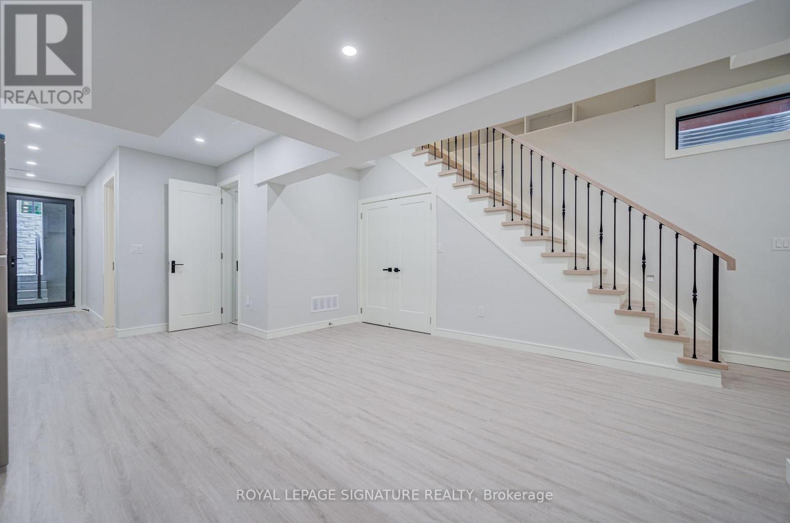 876 Atwater Avenue, Mississauga, Ontario  L5E 1M1 - Photo 34 - W13721186