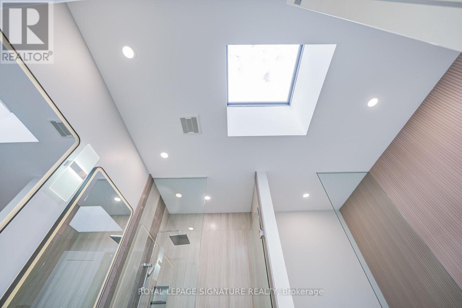 878 Atwater Avenue, Mississauga, Ontario  L5E 1M1 - Photo 27 - W13724496