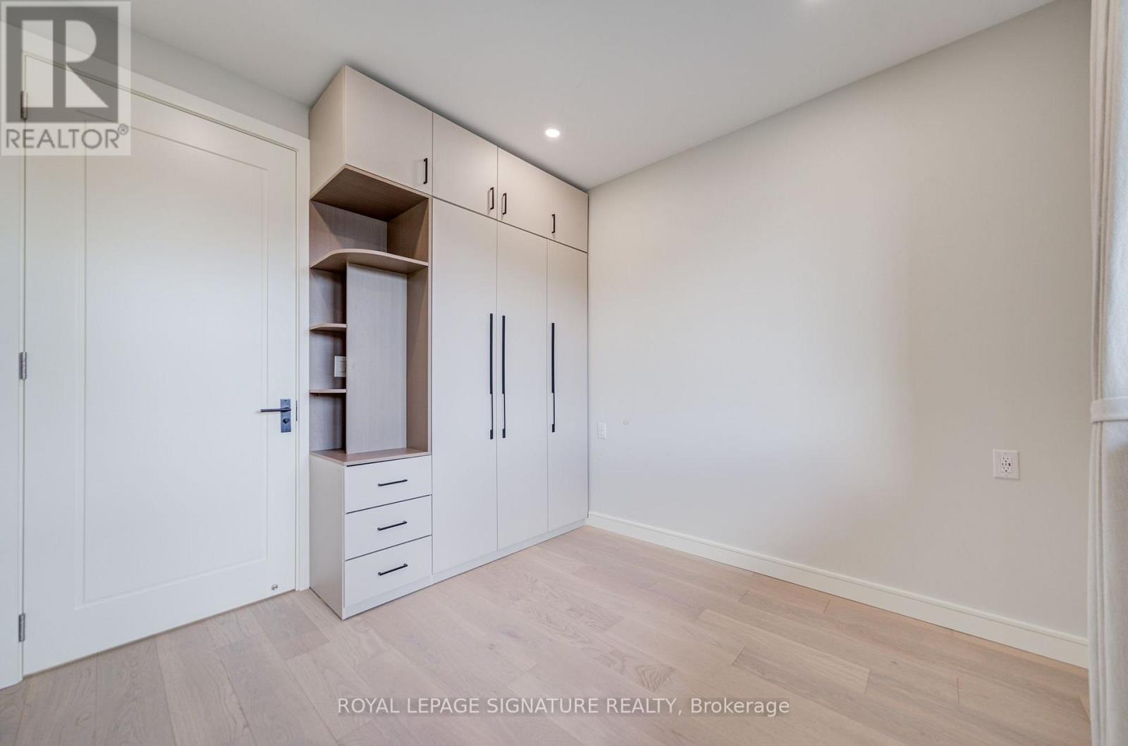 878 Atwater Avenue, Mississauga, Ontario  L5E 1M1 - Photo 32 - W13724496