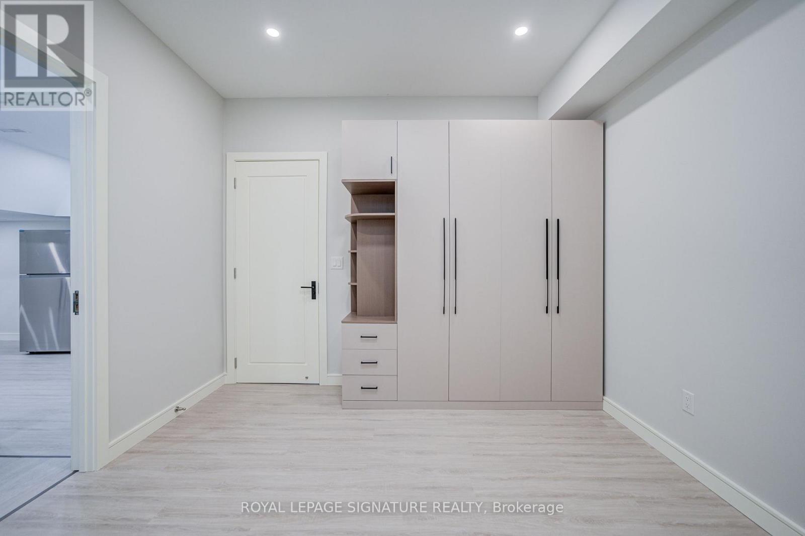 878 Atwater Avenue, Mississauga, Ontario  L5E 1M1 - Photo 44 - W13724496