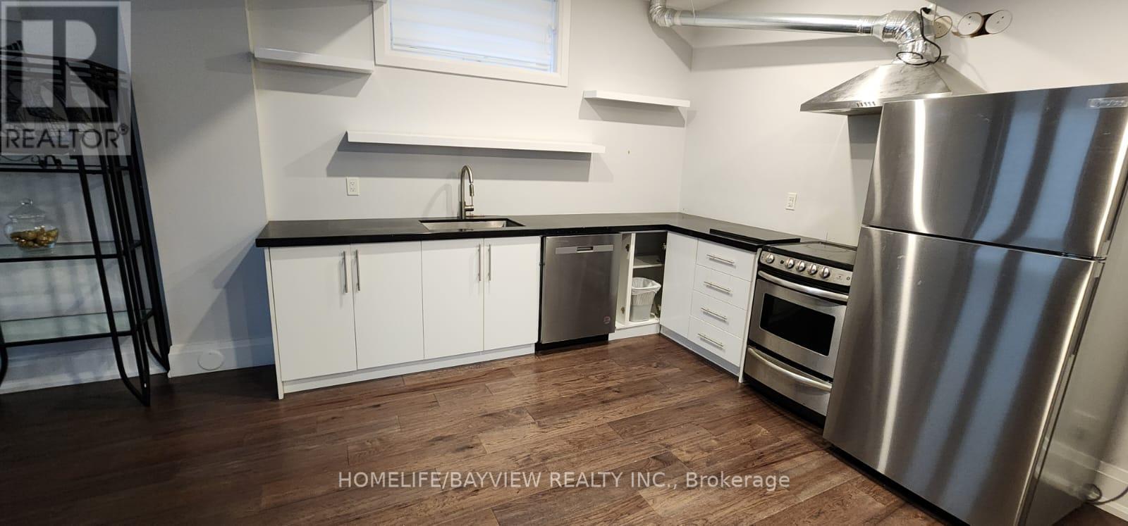 Lower Level - 11 Walnut Crescent, Toronto, Ontario  M8W 2Z9 - Photo 16 - W13105720
