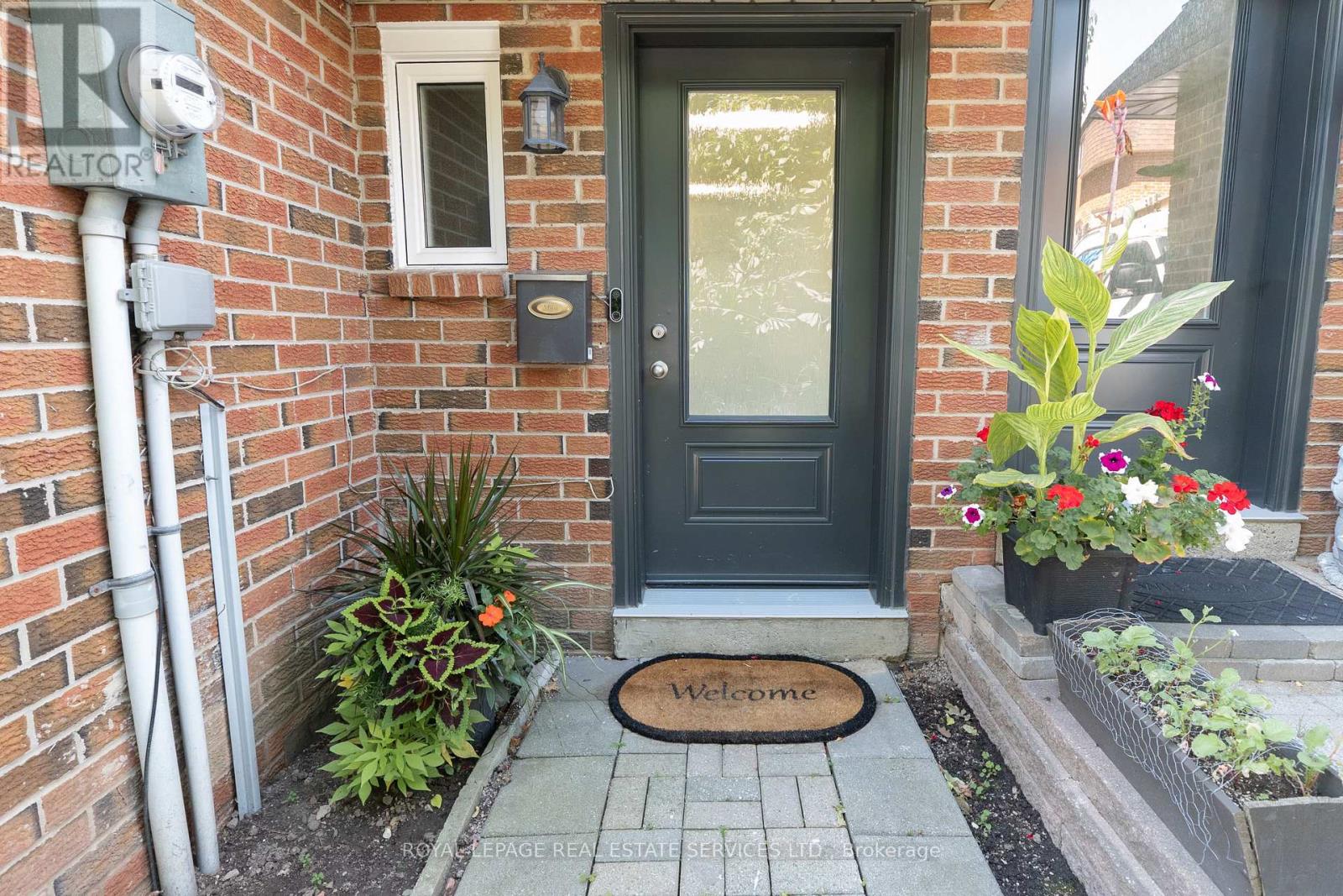 36 - 30 Heslop Road, Milton, Ontario  L9T 1B3 - Photo 2 - W13710294
