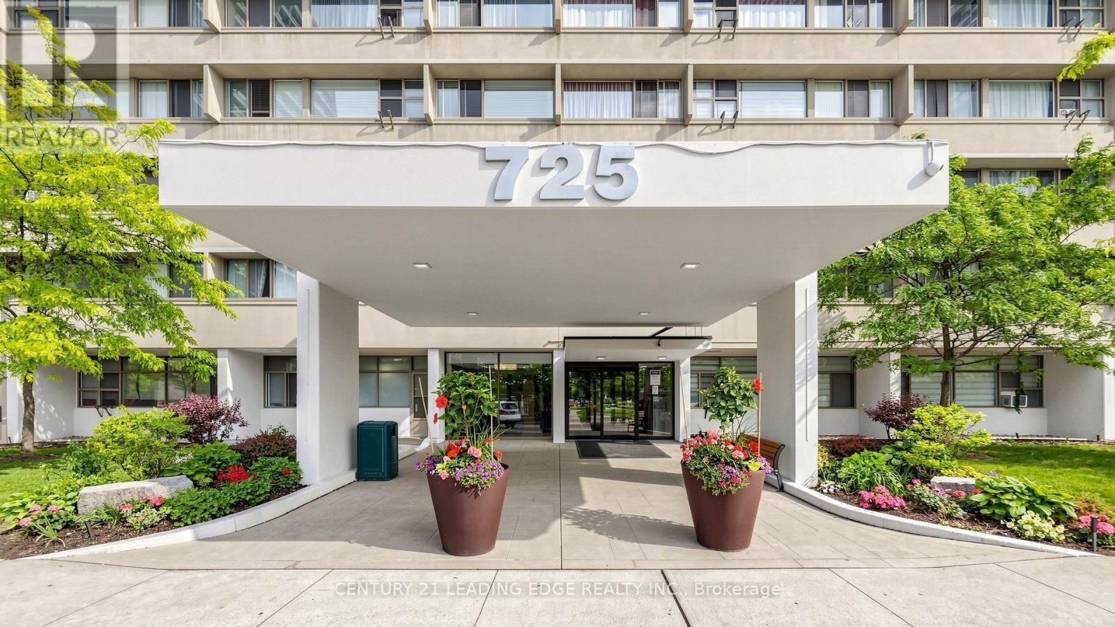 1006 - 725 Don Mills Road, Toronto, Ontario  M3C 1S7 - Photo 2 - C13725406