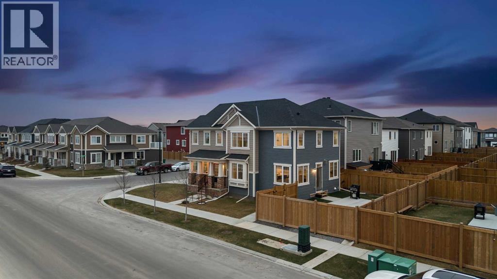 567 Osborne Drive SW, Airdrie, Alberta  T4B 5L1 - Photo 7 - A2306087
