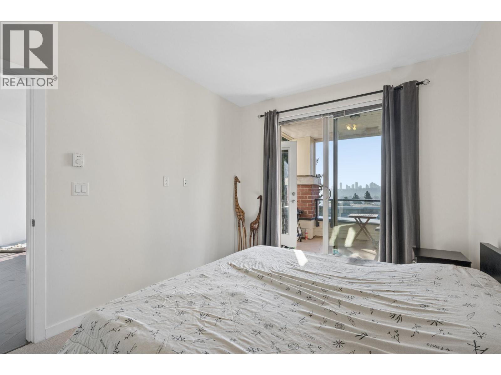 307 245 Ross Drive, New Westminster, British Columbia  V3L 0C6 - Photo 12 - R3159300