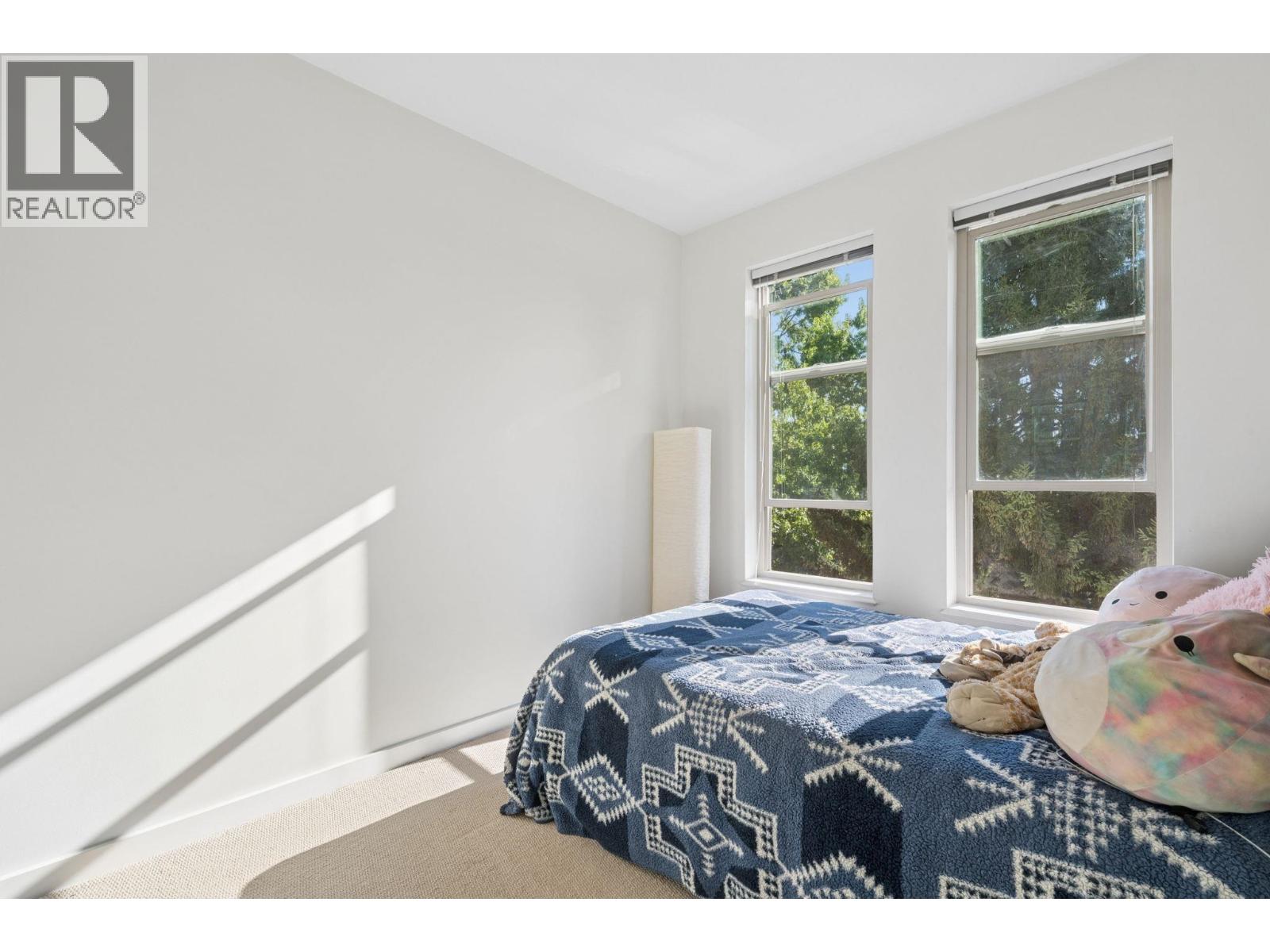 307 245 Ross Drive, New Westminster, British Columbia  V3L 0C6 - Photo 19 - R3159300