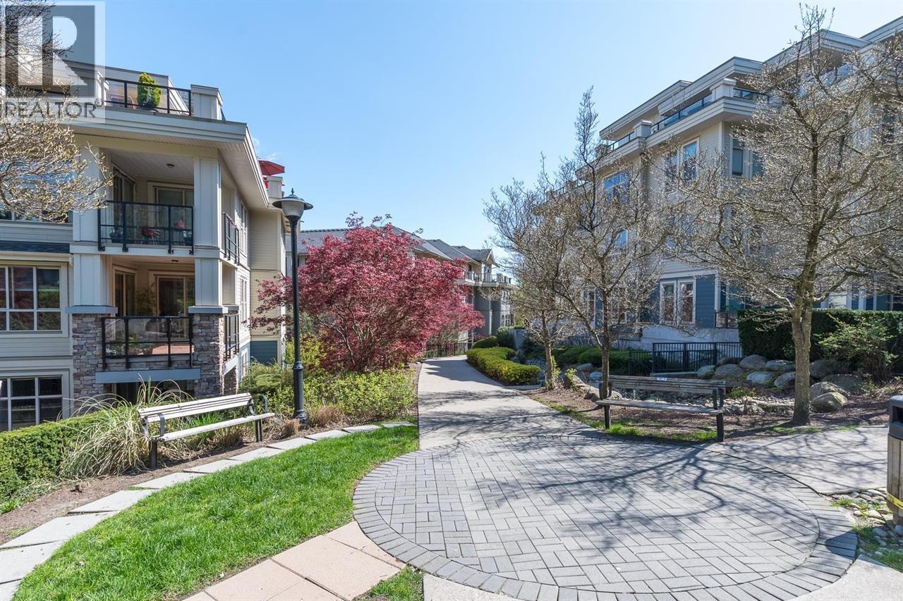 307 245 Ross Drive, New Westminster, British Columbia  V3L 0C6 - Photo 30 - R3159300