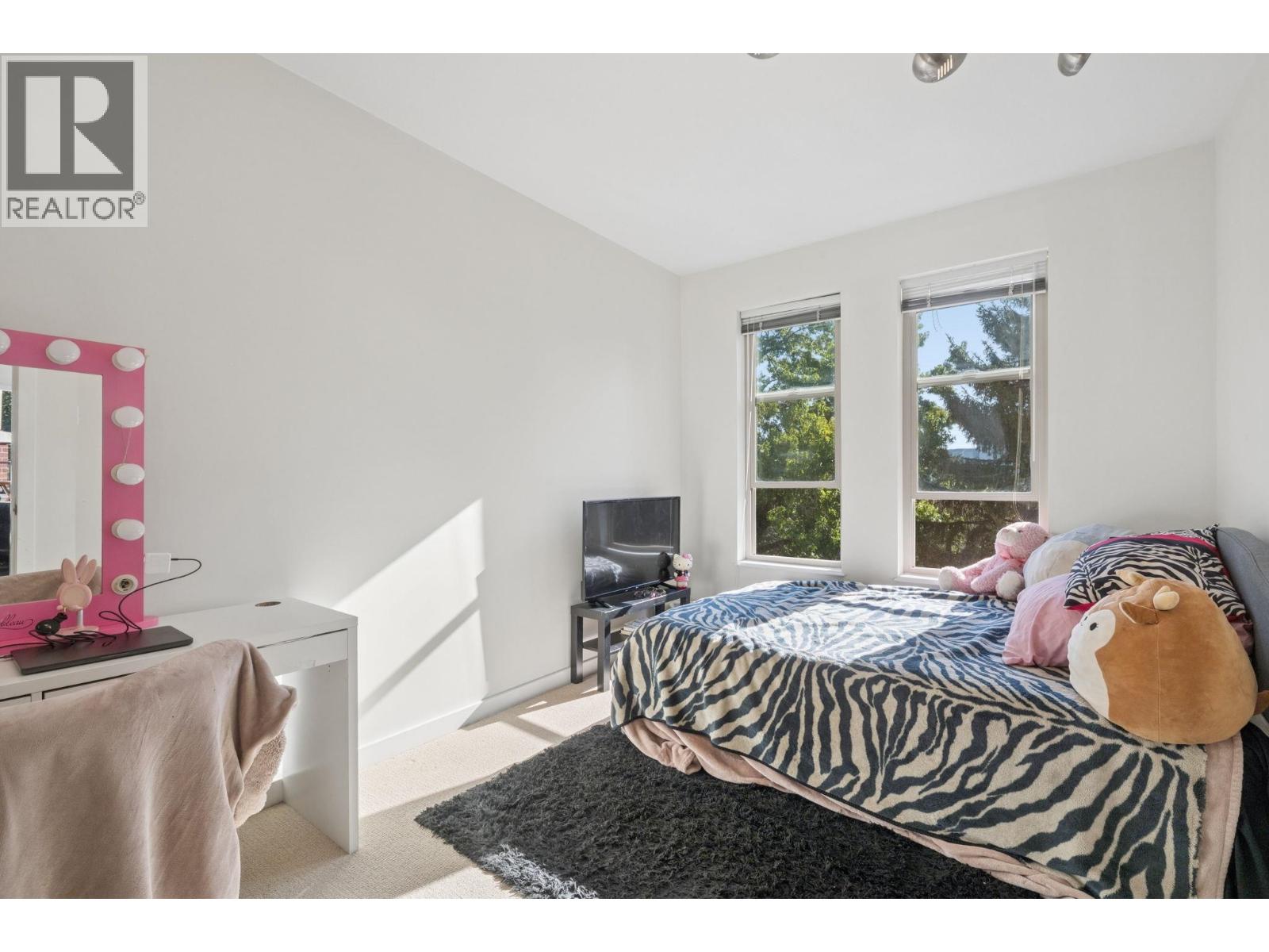 307 245 Ross Drive, New Westminster, British Columbia  V3L 0C6 - Photo 24 - R3159300