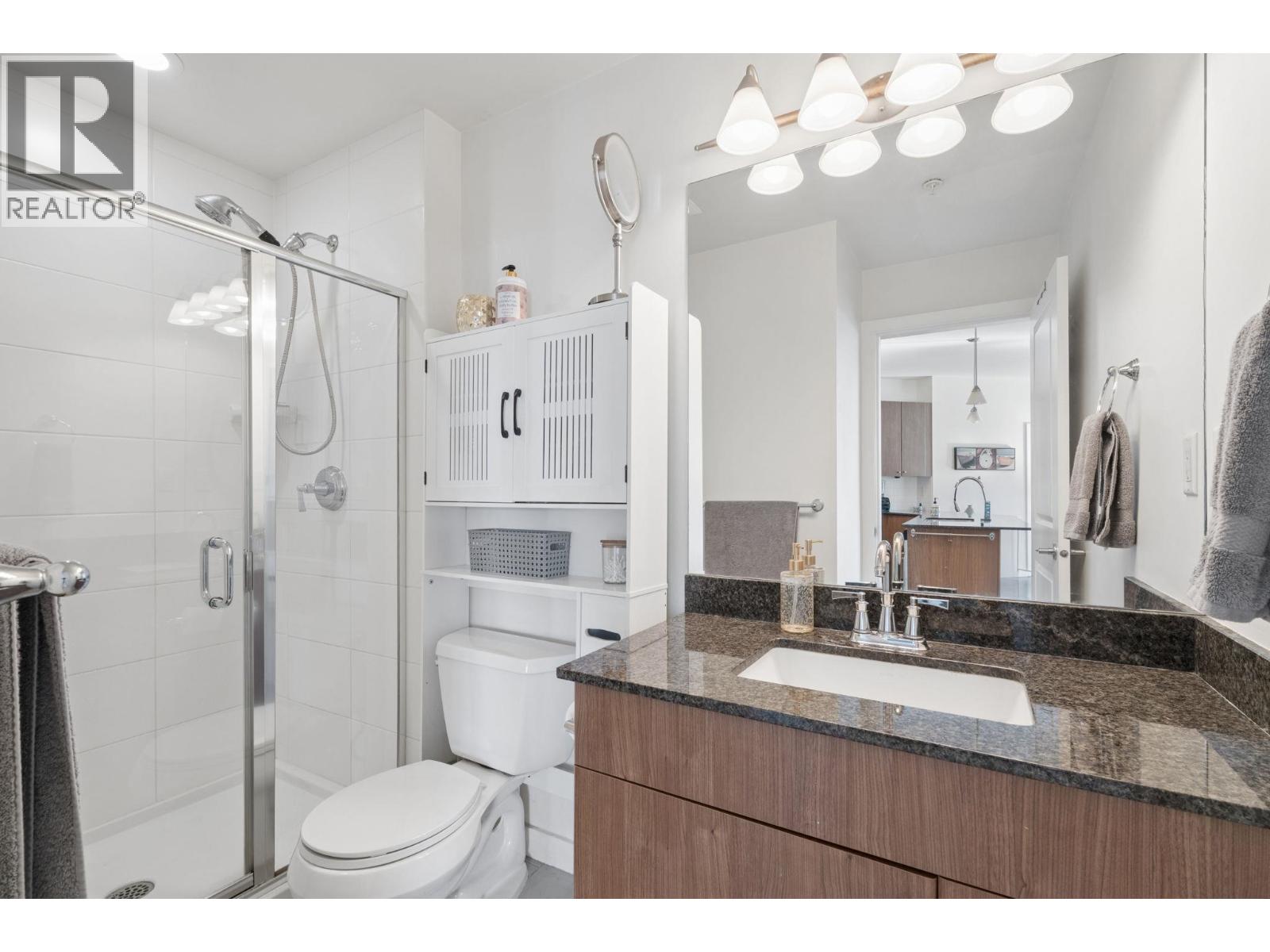 307 245 Ross Drive, New Westminster, British Columbia  V3L 0C6 - Photo 22 - R3159300