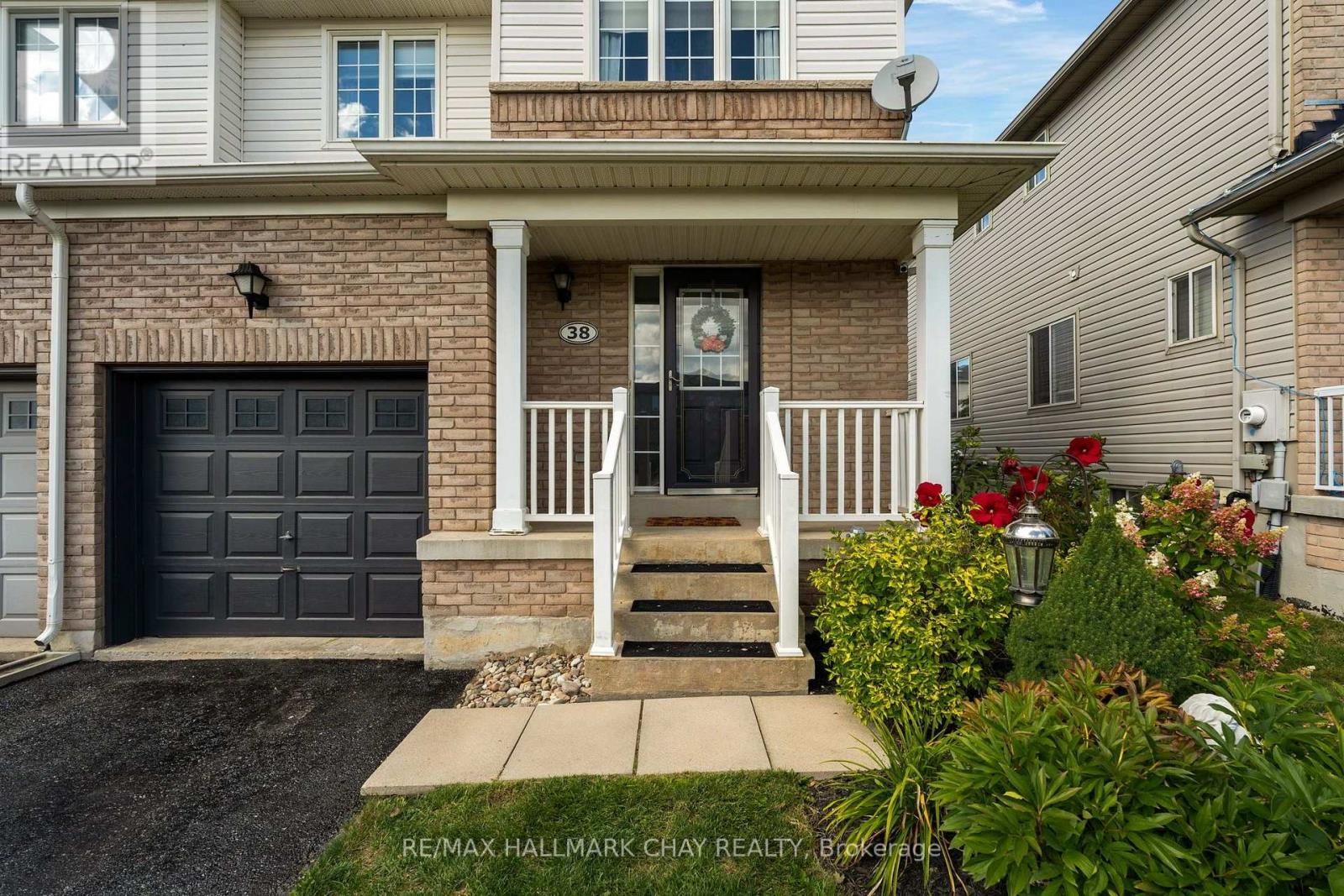 38 Admiral Crescent, Essa, Ontario  L0M 1B4 - Photo 2 - N13725410
