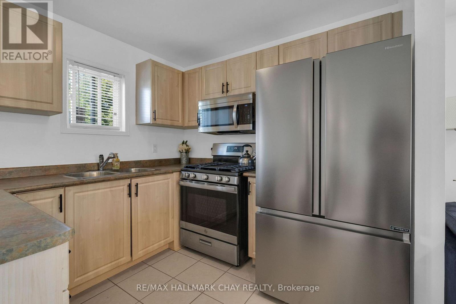 38 Admiral Crescent, Essa, Ontario  L0M 1B4 - Photo 7 - N13725410