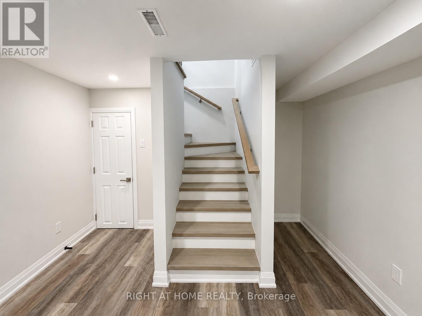 78 Julia Street, Markham, Ontario  L3T 4R9 - Photo 3 - N13725442