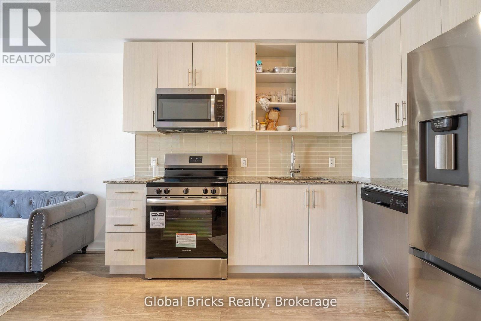 1405 - 4085 Parkside Village Drive, Mississauga, Ontario L5B 0K9 - Photo 10 - W13725400