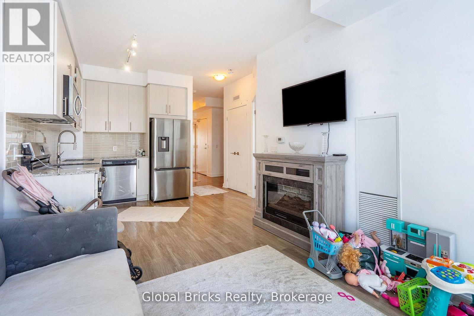 1405 - 4085 Parkside Village Drive, Mississauga, Ontario L5B 0K9 - Photo 14 - W13725400