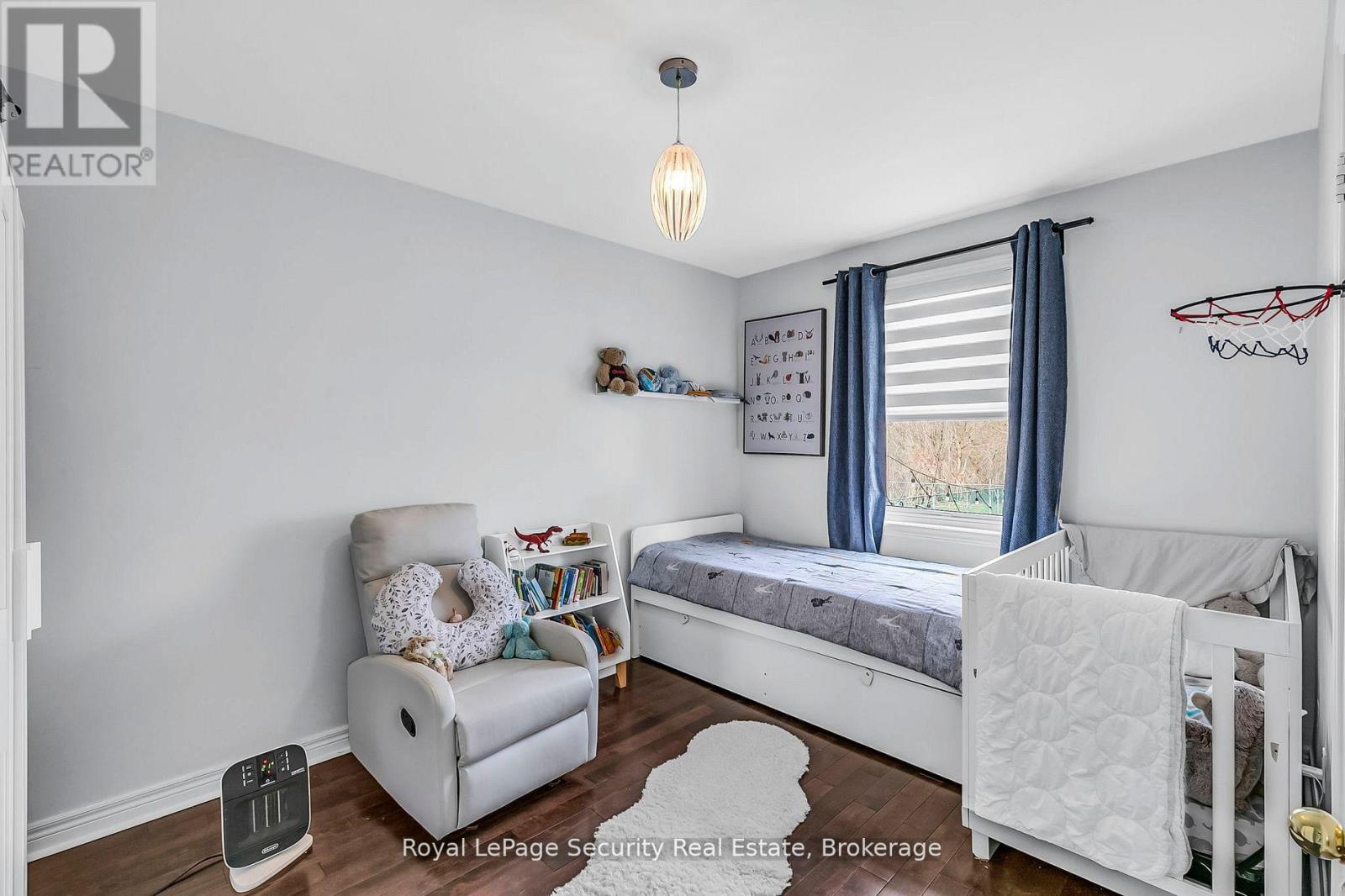 251 Thistle Down Boulevard, Toronto, Ontario  M9V 1K6 - Photo 18 - W13725426