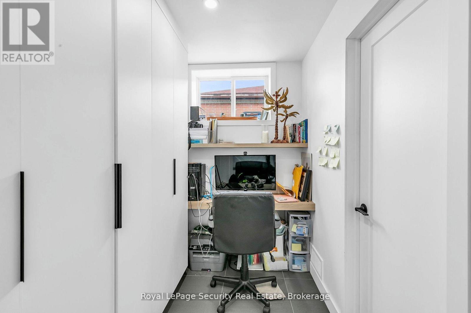 251 Thistle Down Boulevard, Toronto, Ontario  M9V 1K6 - Photo 27 - W13725426
