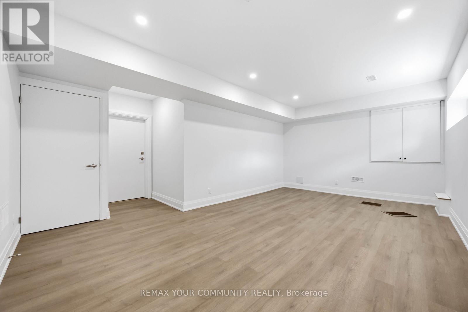 20 Castille Avenue, Toronto, Ontario M1R 2C1 - Photo 37 - E13704652