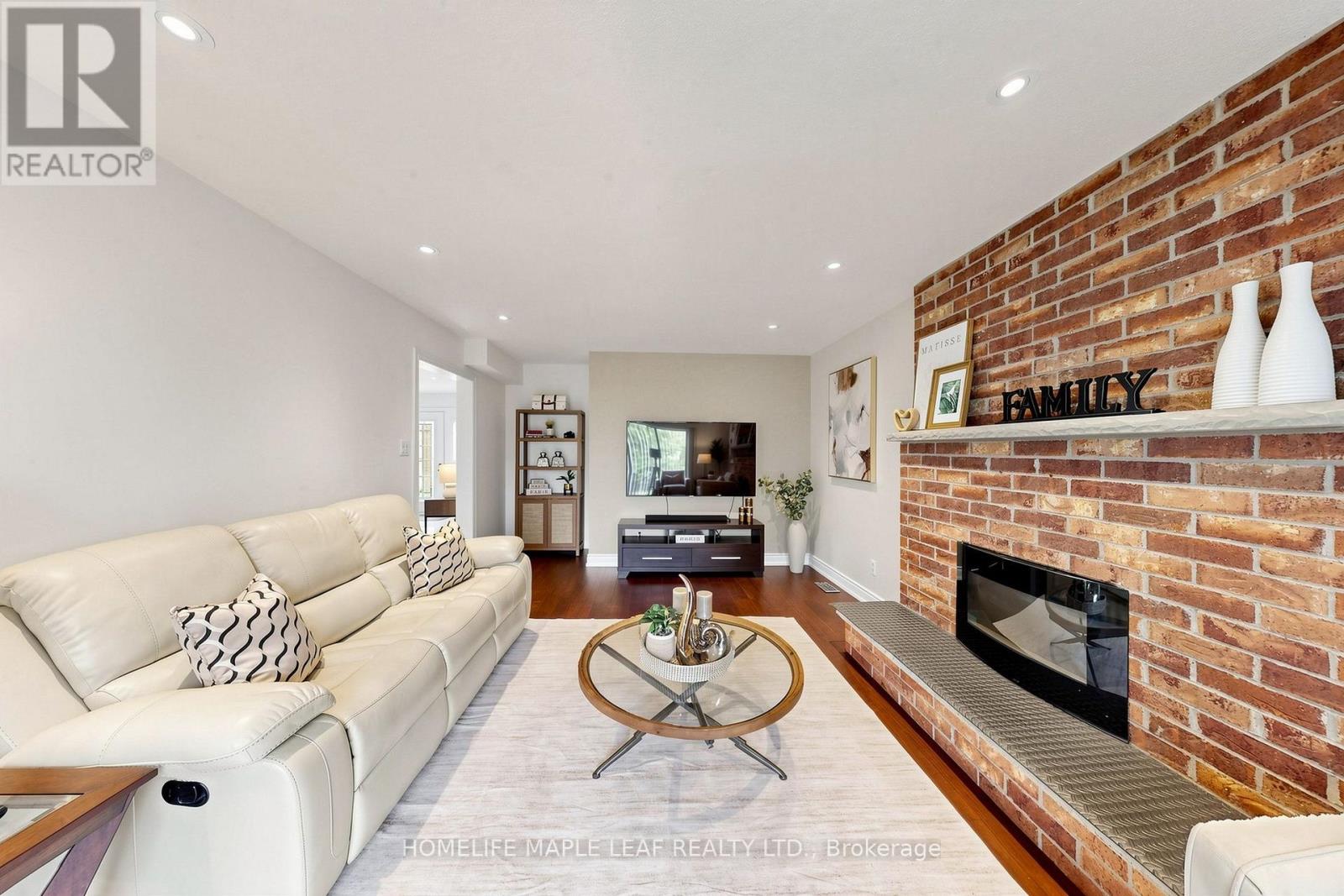 167 Bayne Crescent, Cambridge, Ontario  N1T 1K4 - Photo 4 - X13725408