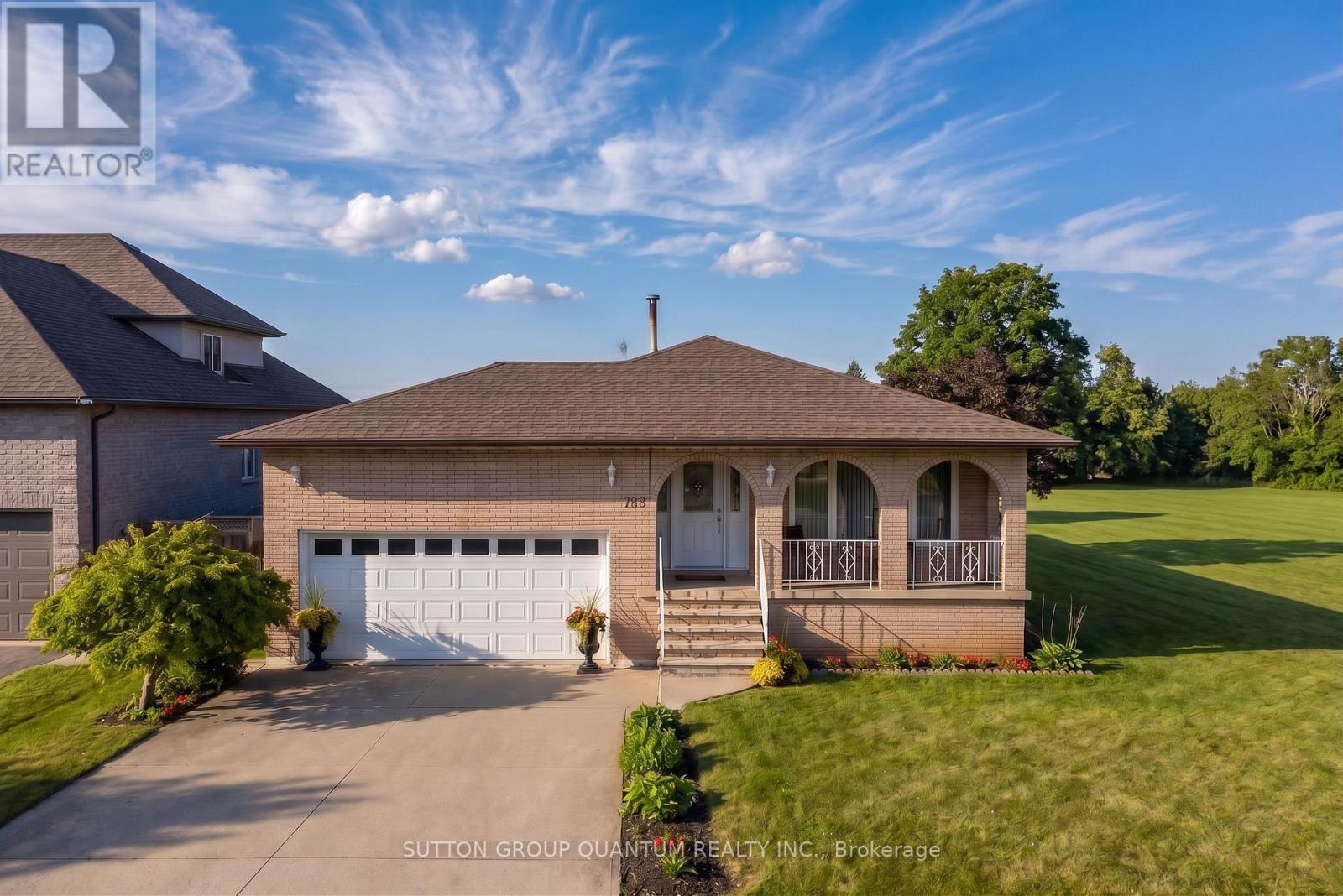 129 MARGARET AVENUE, Hamilton, Ontario
