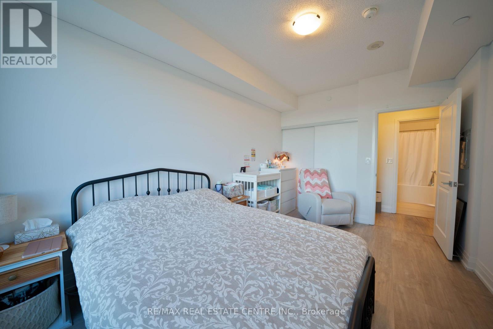 1201 - 3600 Highway 7, Vaughan, Ontario  L4L 0G7 - Photo 14 - N13725462