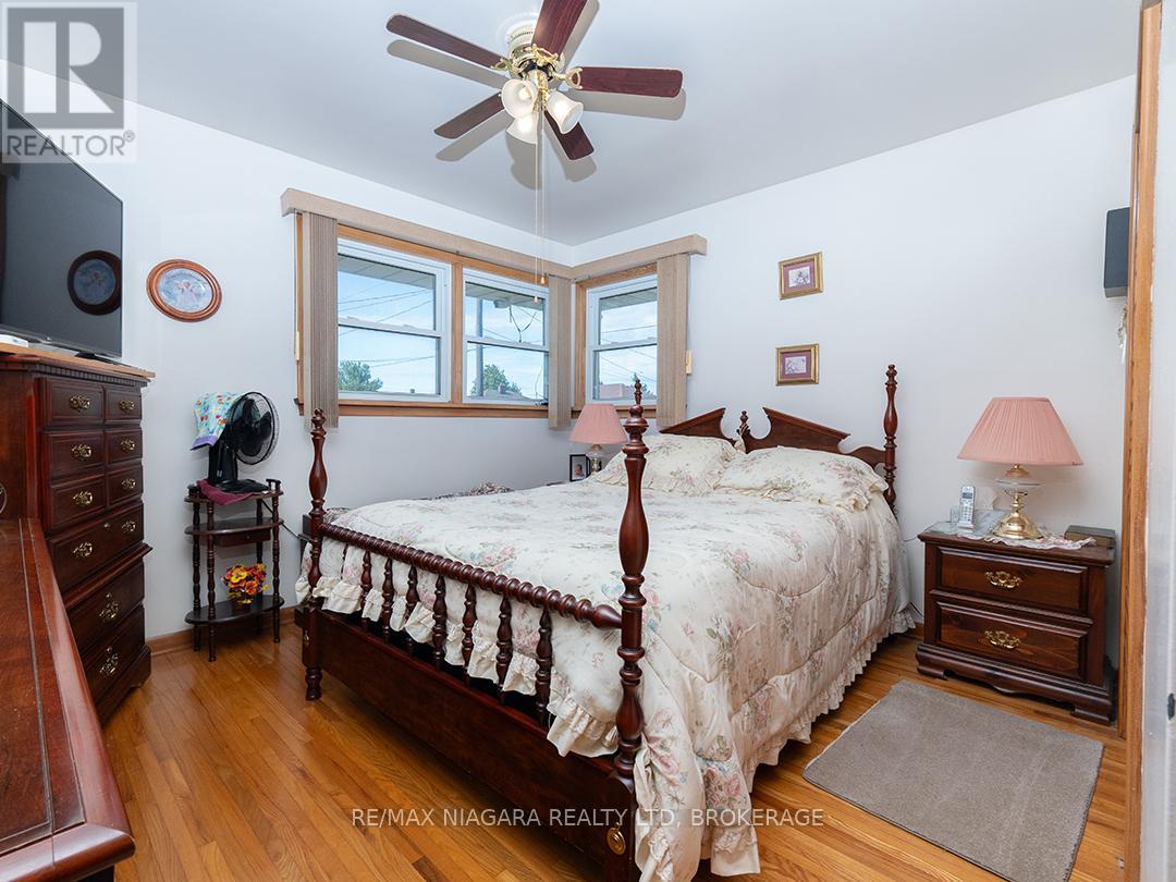 90 John Street, Port Colborne, Ontario  L3K 1R2 - Photo 14 - X13725484