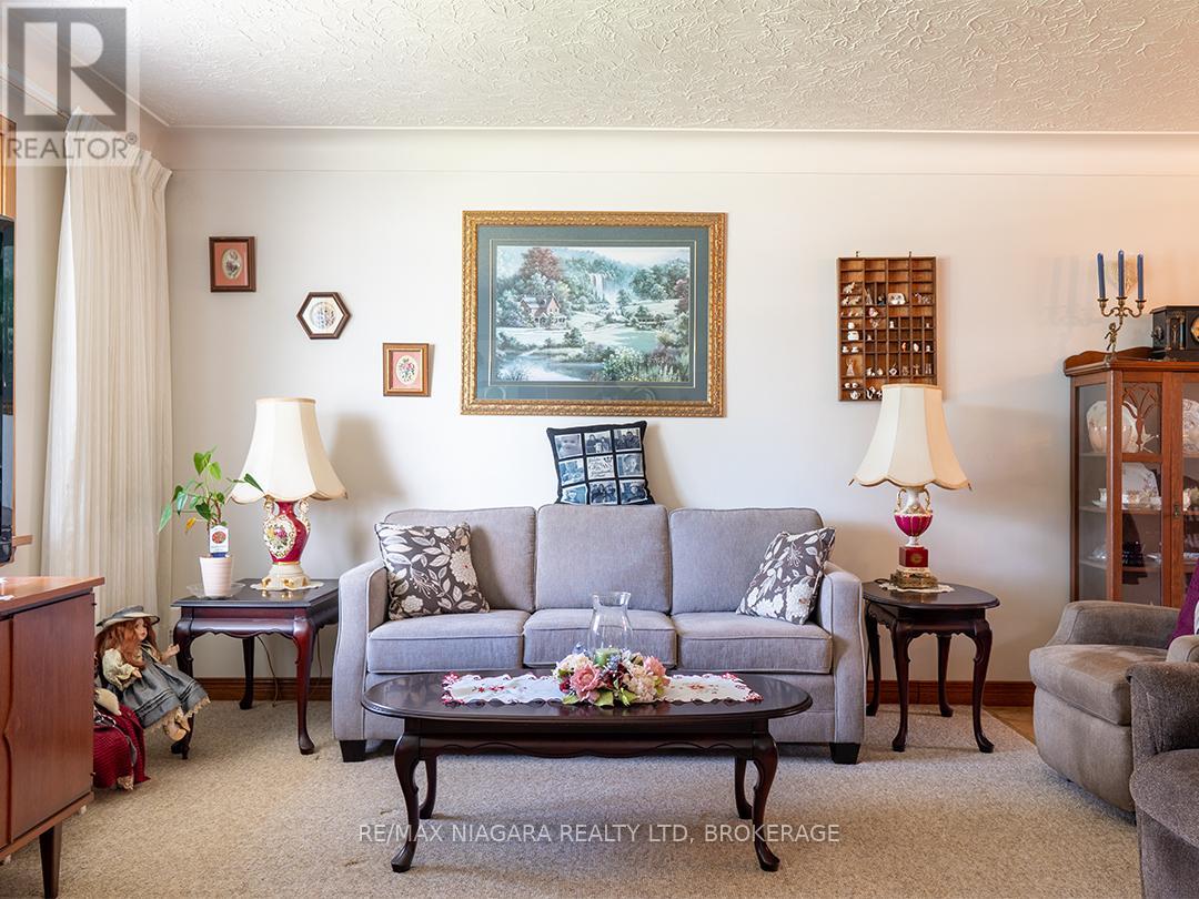 90 John Street, Port Colborne, Ontario  L3K 1R2 - Photo 7 - X13725484