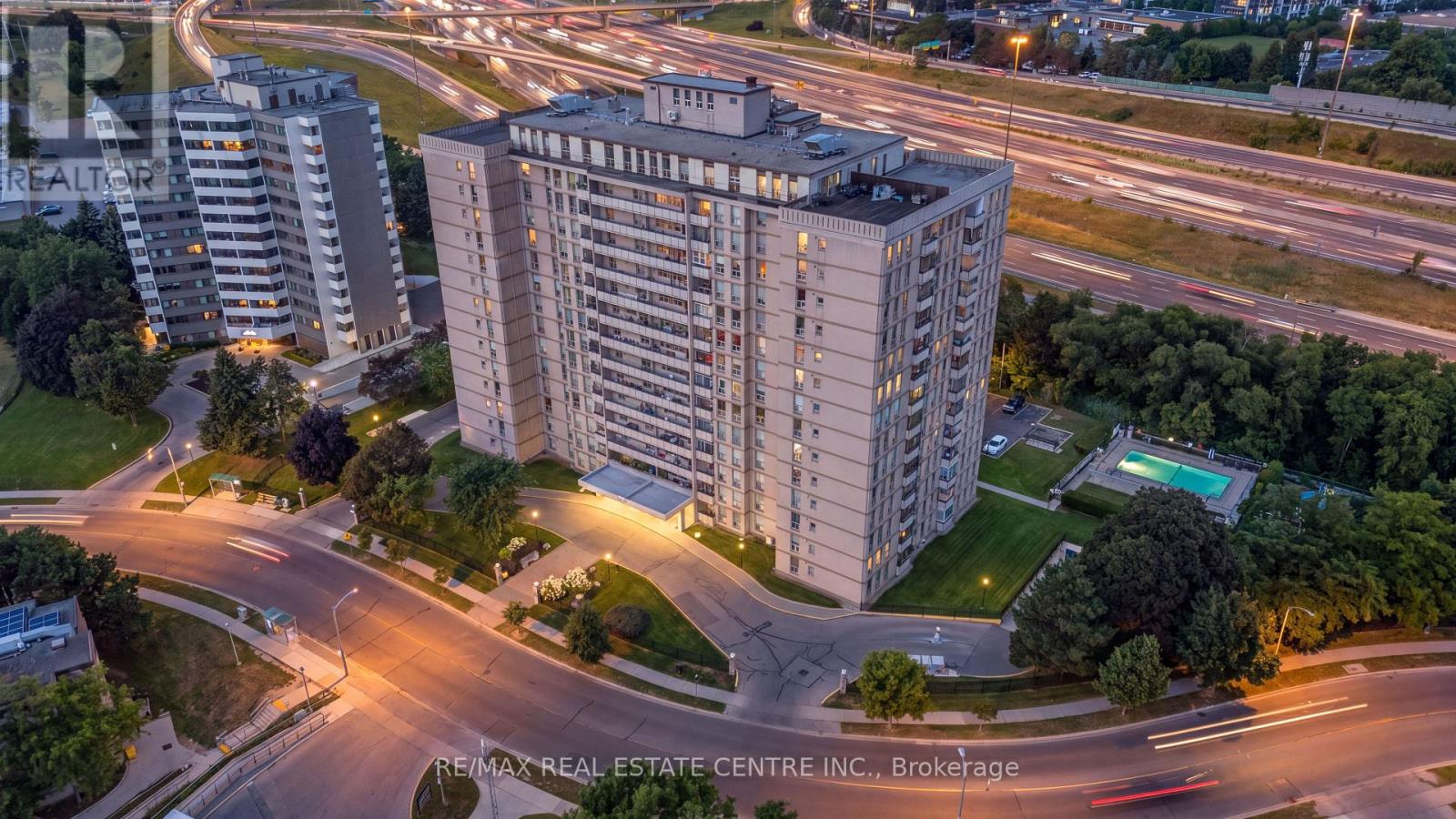 504 - 130 NEPTUNE DRIVE, Toronto, Ontario