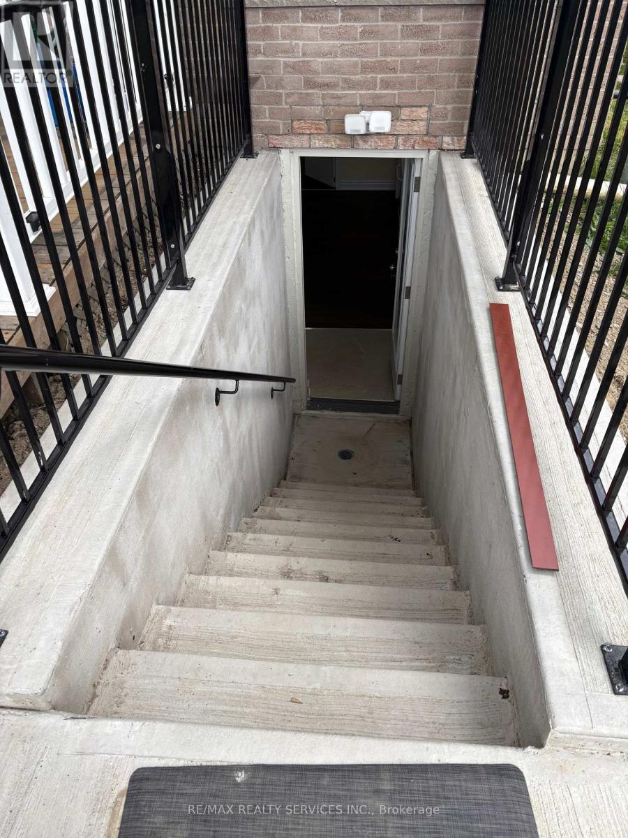 Basement - 60 Newbridge Crescent, Brampton (Westgate), Ontario  L6S 4B3 - Photo 19 - W13719094