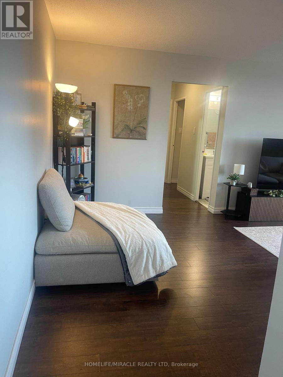 810 - 3555 Derry Road E, Mississauga, Ontario  L4T 1B2 - Photo 13 - W13725474