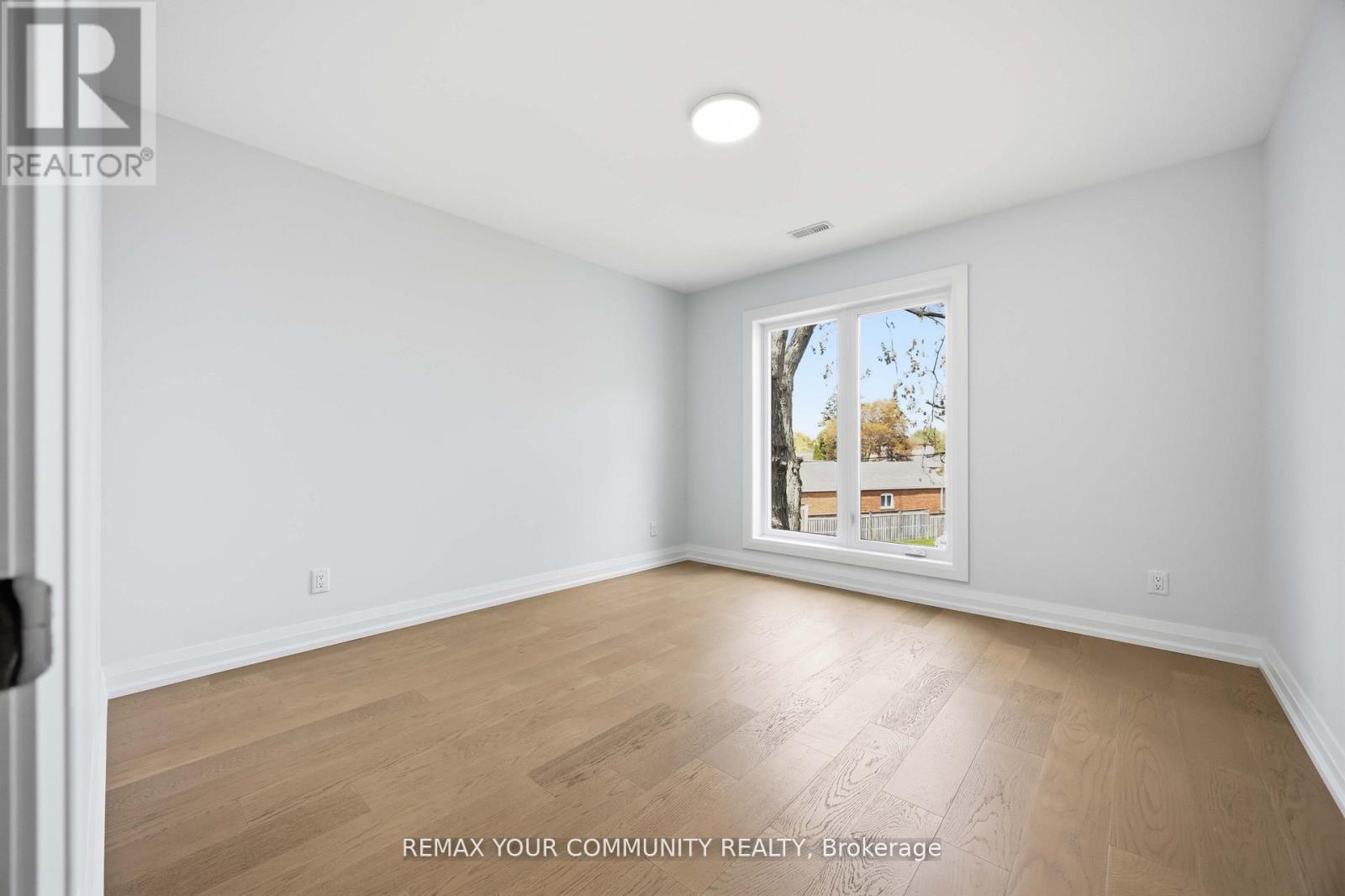 20 Castille Avenue, Toronto, Ontario  M1R 2C1 - Photo 34 - E13704652