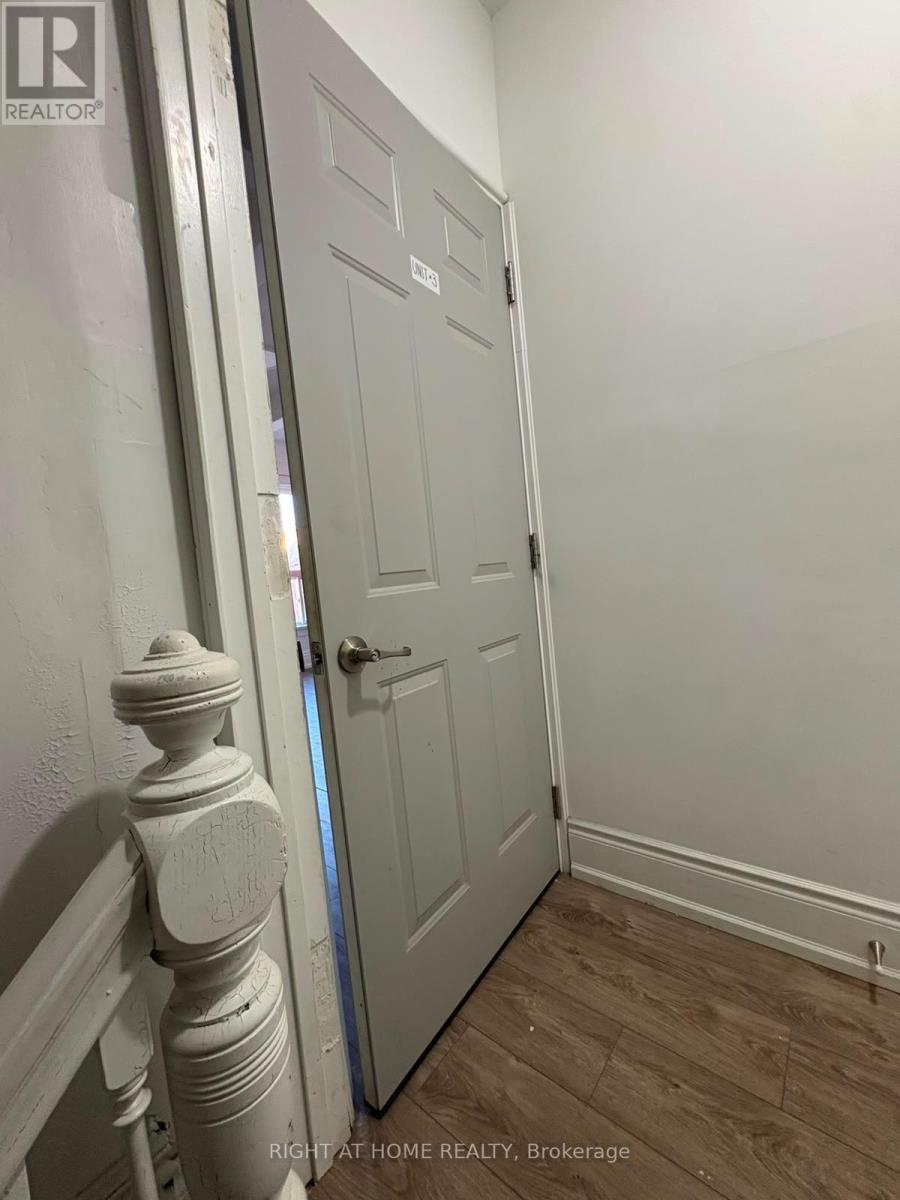 110 Mrytle Avenue, Hamilton, Ontario  L8M 2G2 - Photo 3 - X13725480