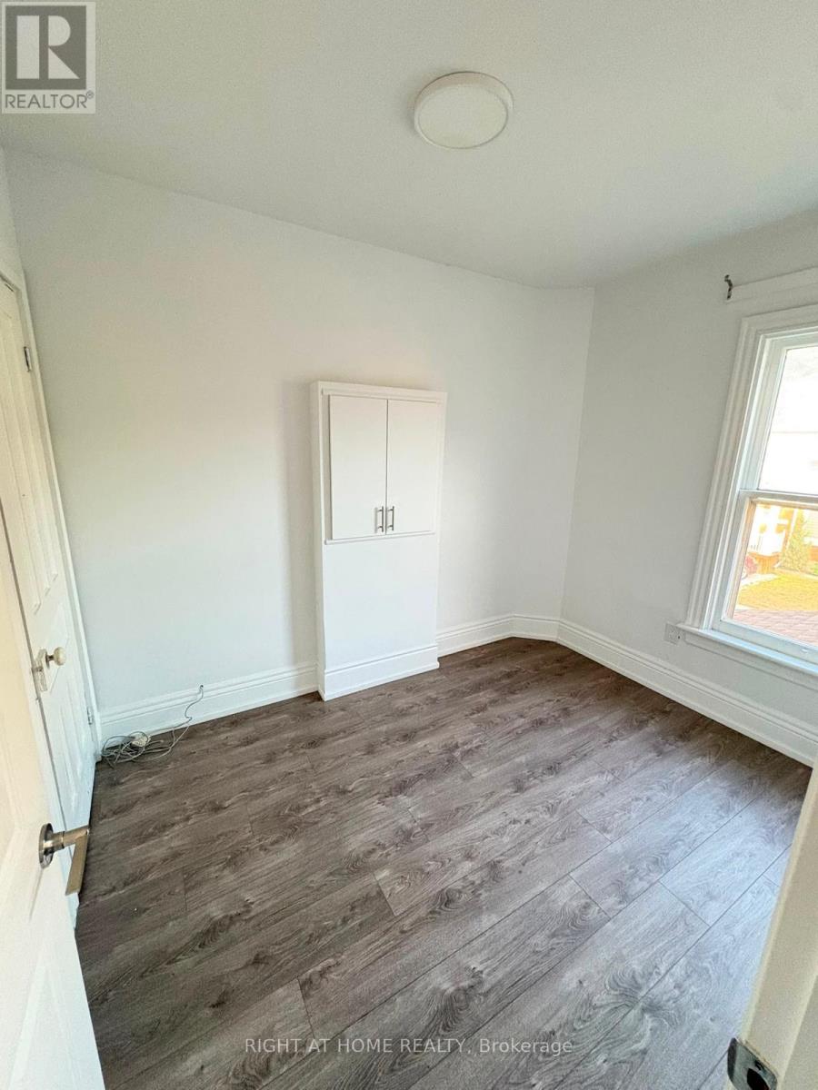 110 Mrytle Avenue, Hamilton, Ontario  L8M 2G2 - Photo 6 - X13725480