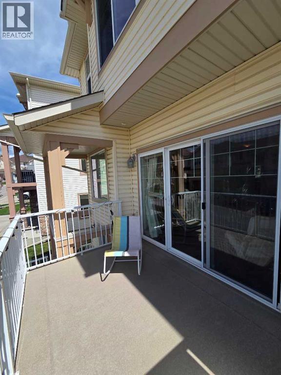 296 Sunset Point, Cochrane, Alberta  T4C 0K8 - Photo 31 - A2338909