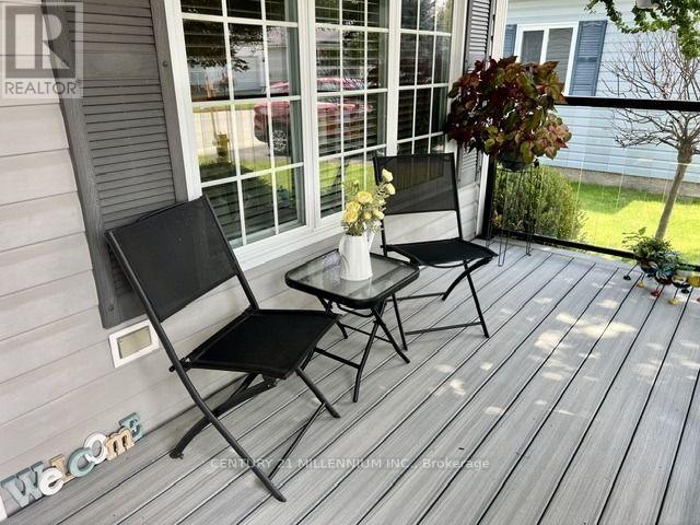70 Pennsylvania Ave, Wasaga Beach, Ontario L9Z 3A8 - Photo 3 - S13717344