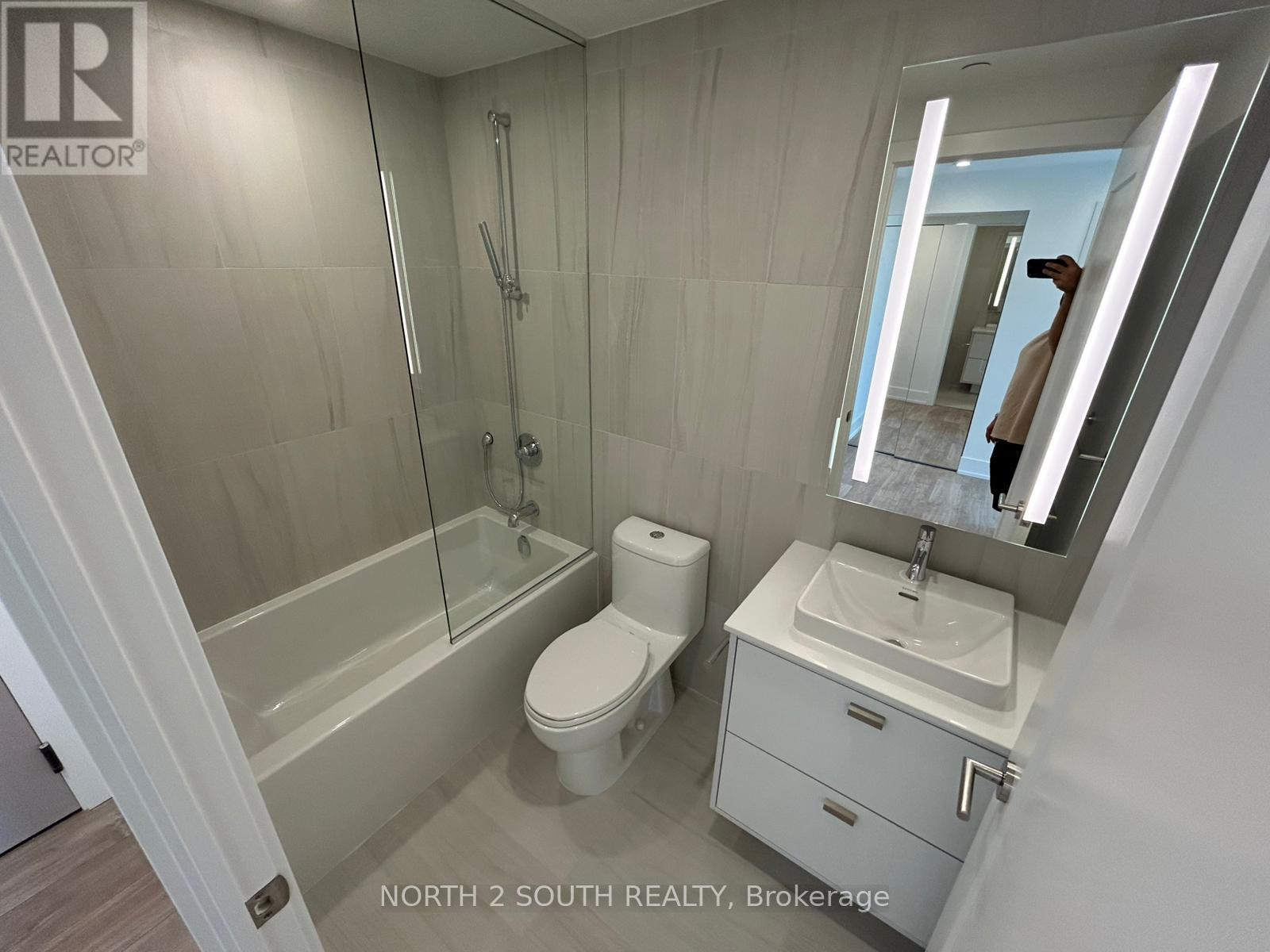 529 - 858 Dupont Street, Toronto, Ontario M6G 0C1 - Photo 6 - W13721740