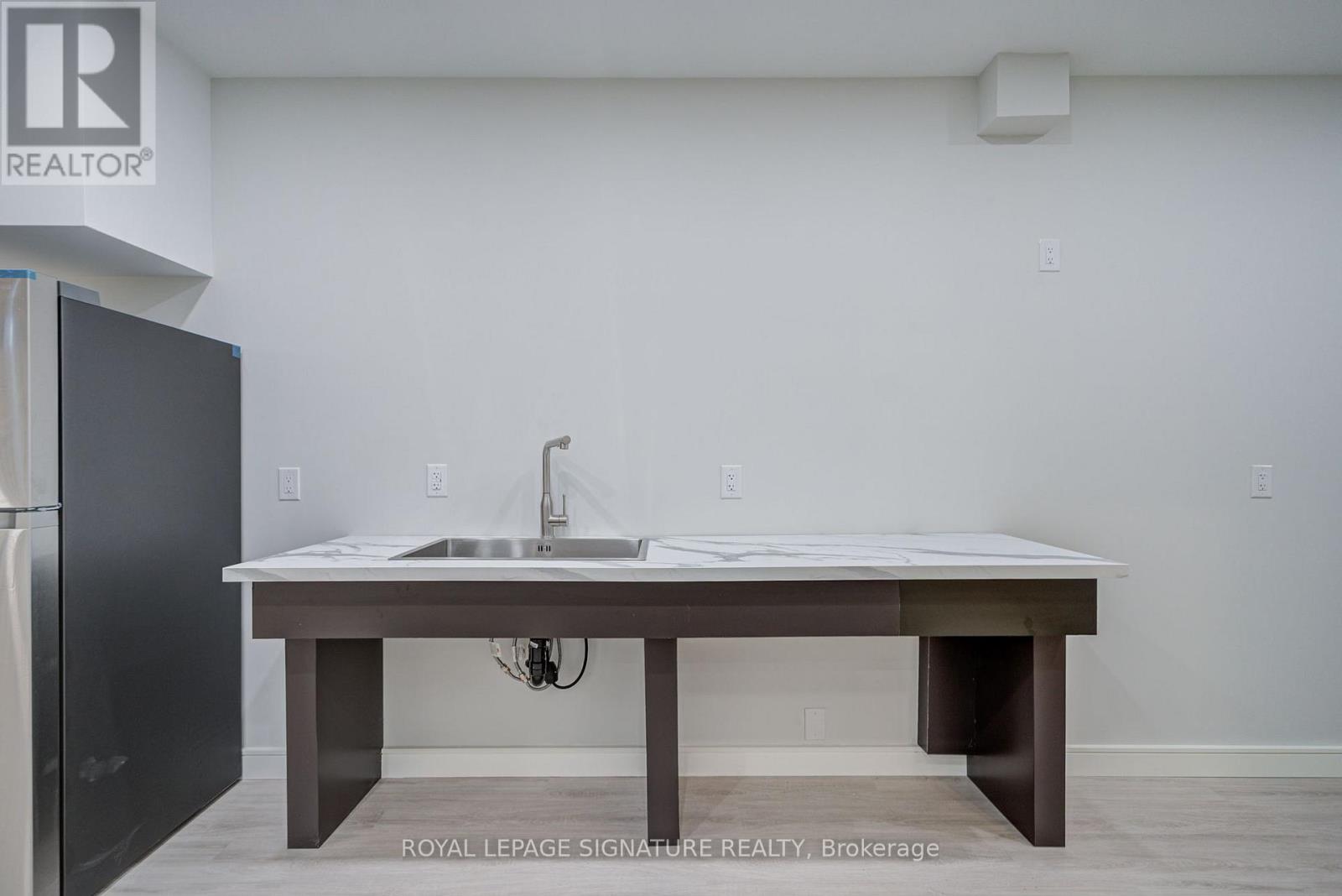 878 Atwater Avenue, Mississauga, Ontario  L5E 1M1 - Photo 40 - W13724496