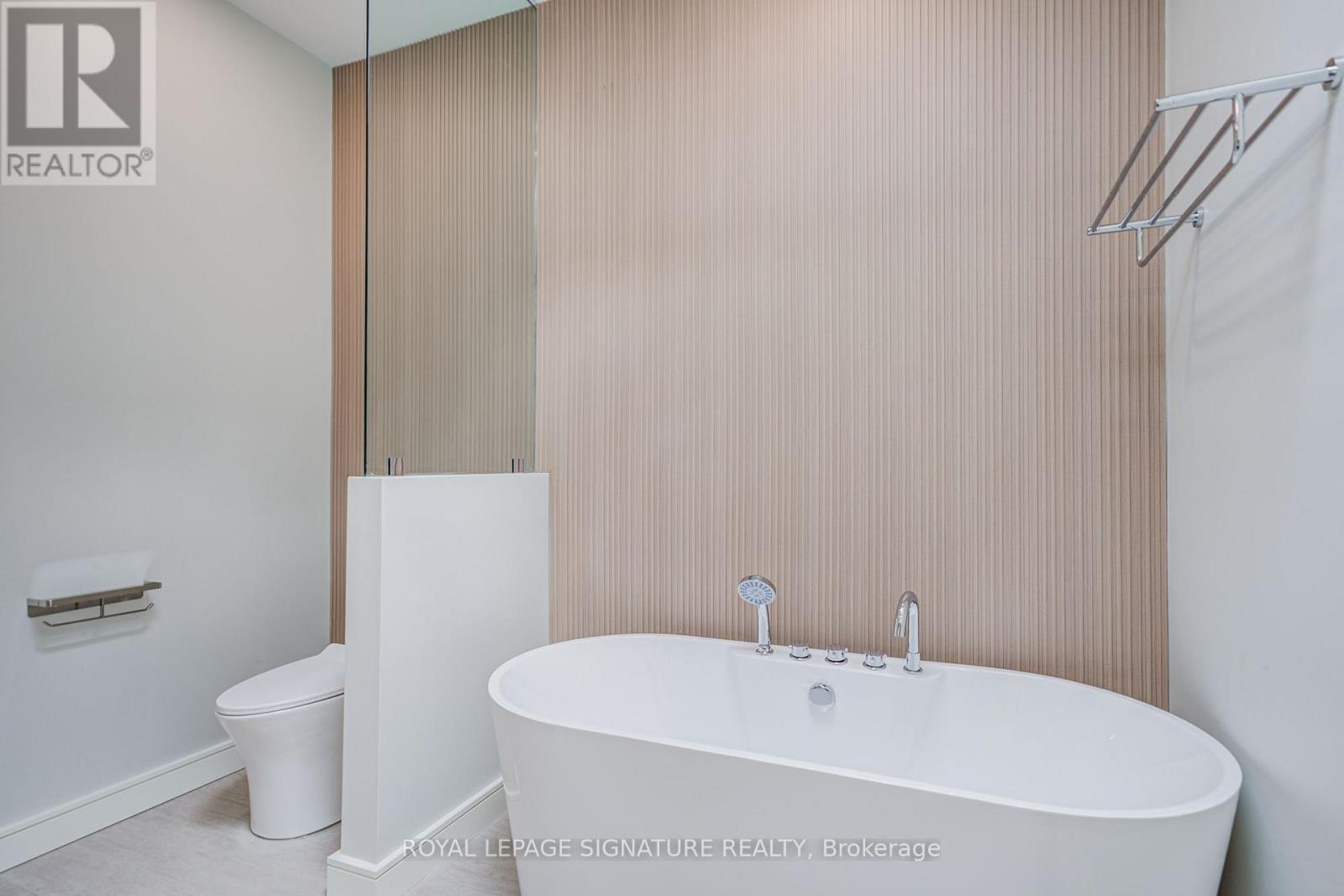 878 Atwater Avenue, Mississauga, Ontario  L5E 1M1 - Photo 49 - W13724496